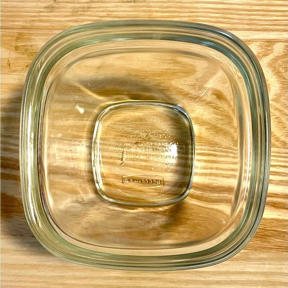 *EUC* Rubbermaid Square Glass Bowl - 1.5-cup/354mL - 7N61 - *NO LIDS*